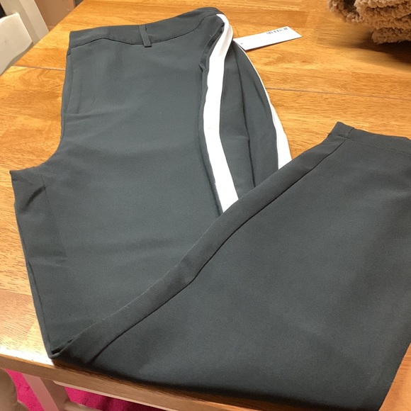 NWT JustFab black stripe pant 👀 - Picture 2 of 7